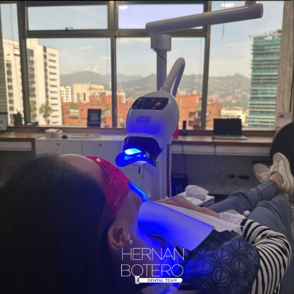 Hernán Botero Uribe - Dental Team